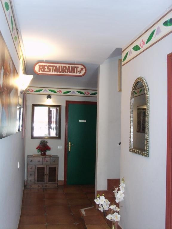 Hotel La Botiga Prades Exterior photo